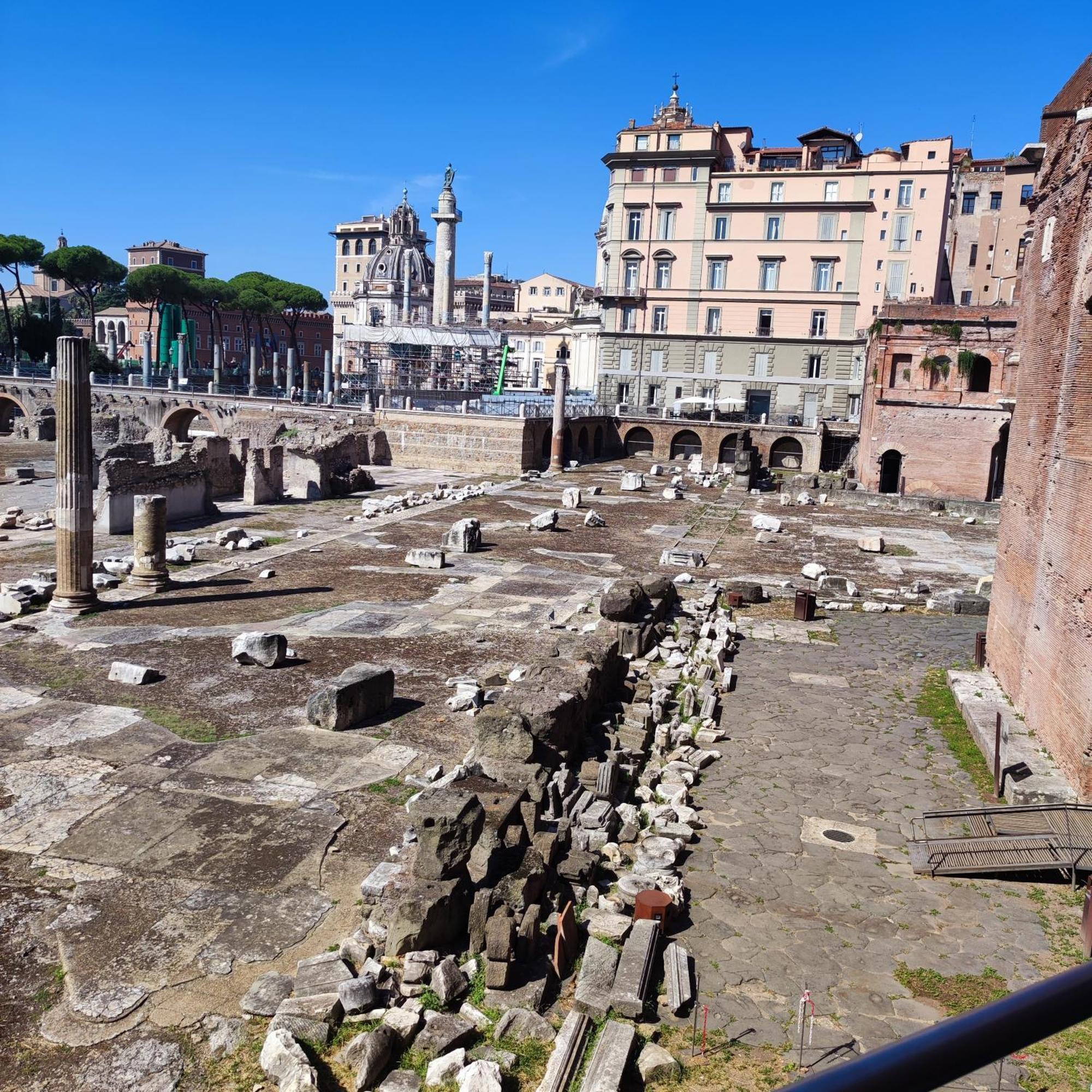 Casa Claudia ~ Rione Monti-Colosseo โรม ภายนอก รูปภาพ